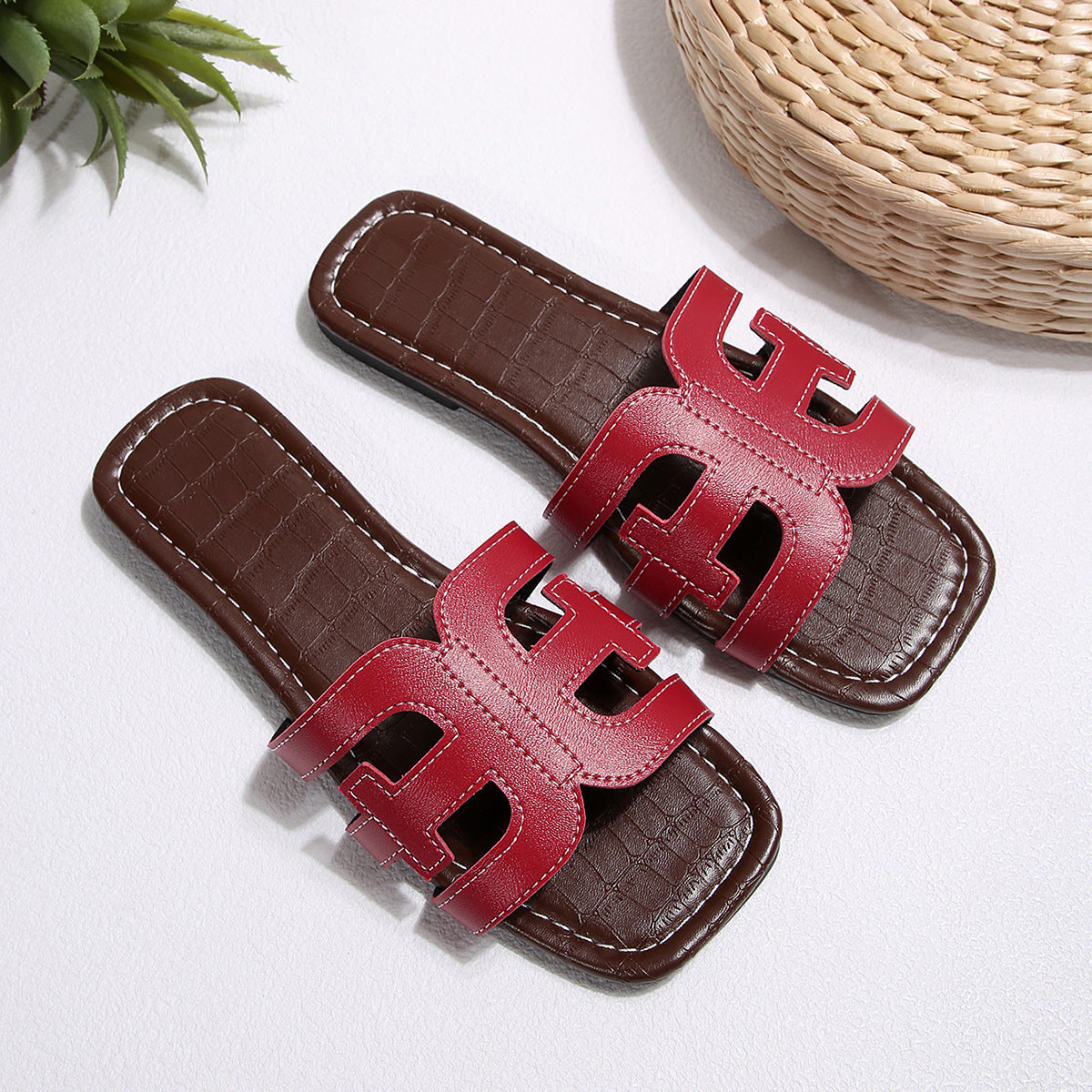 Daily Minimal Sandals