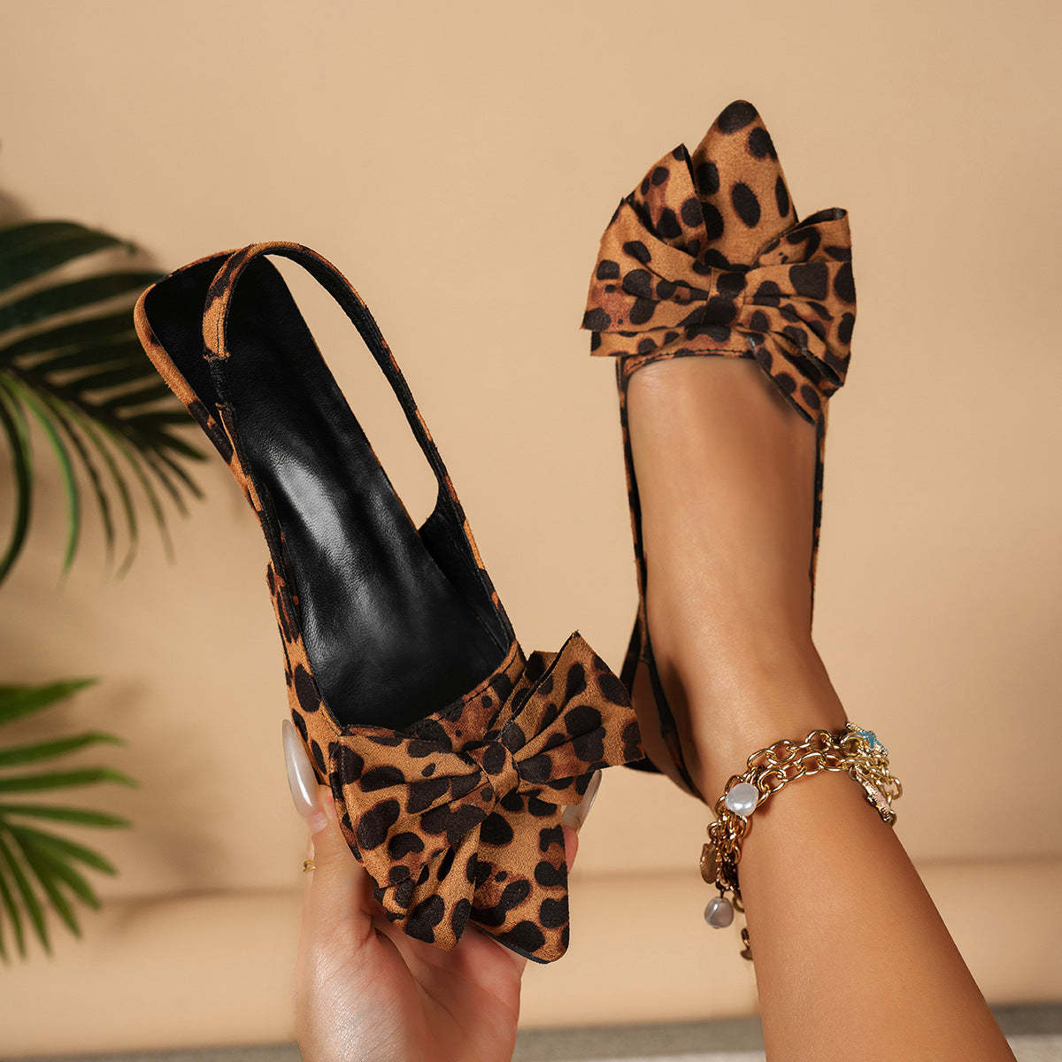 Daily Metallic Sandals