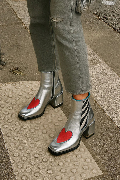 Resort Zip-Up Boots