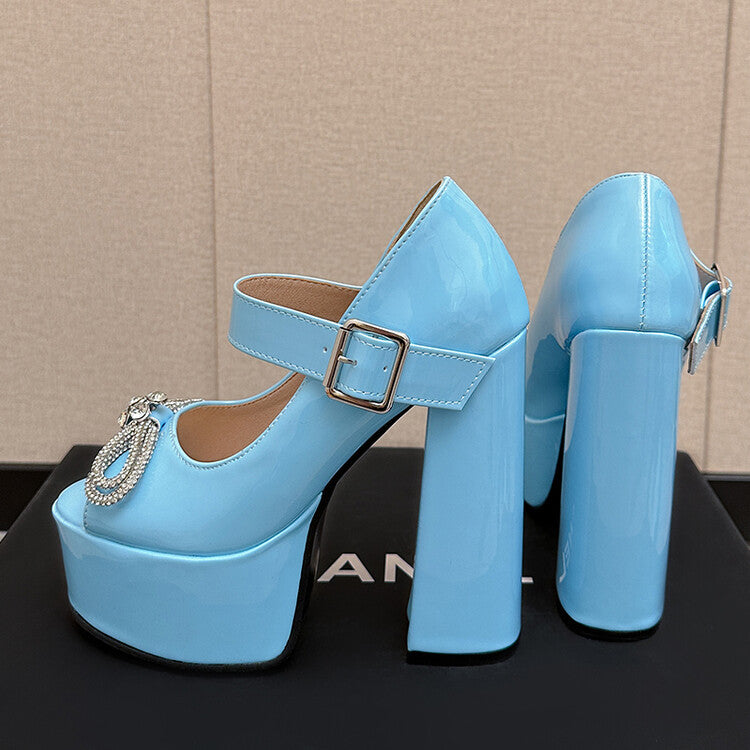 Daily Flat Sandals