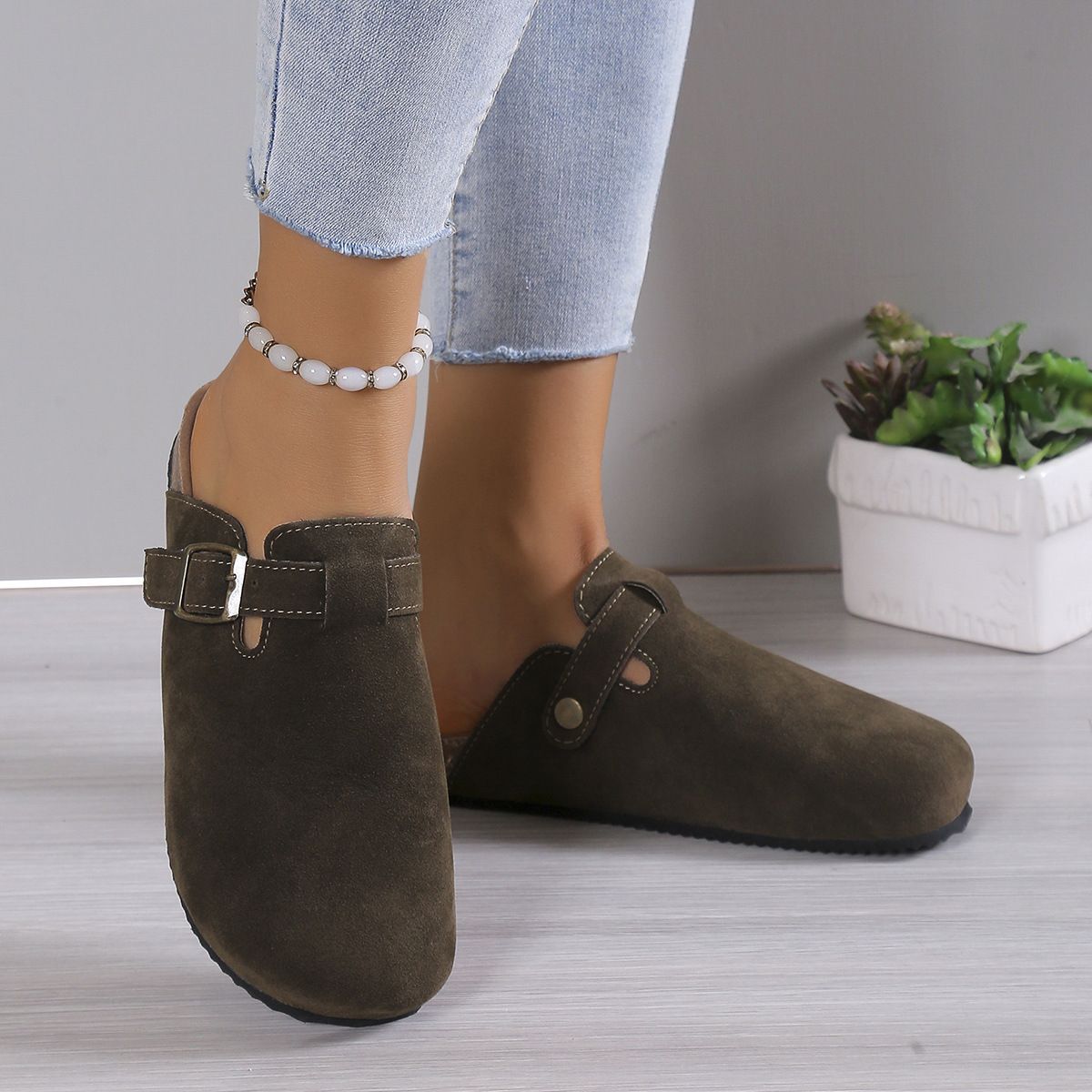Easy Slide Sandals