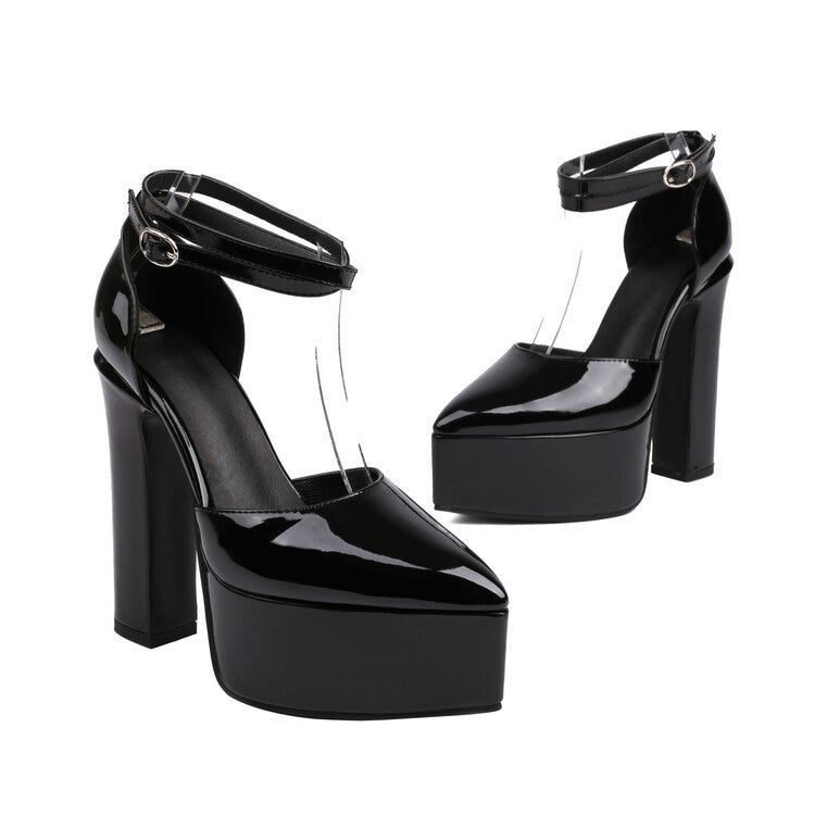 Relaxed Minimal Sandals
