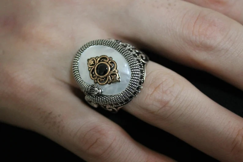 Elegant Vintage Jewelry