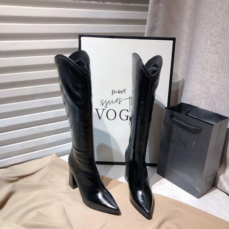Airy Suede Boots