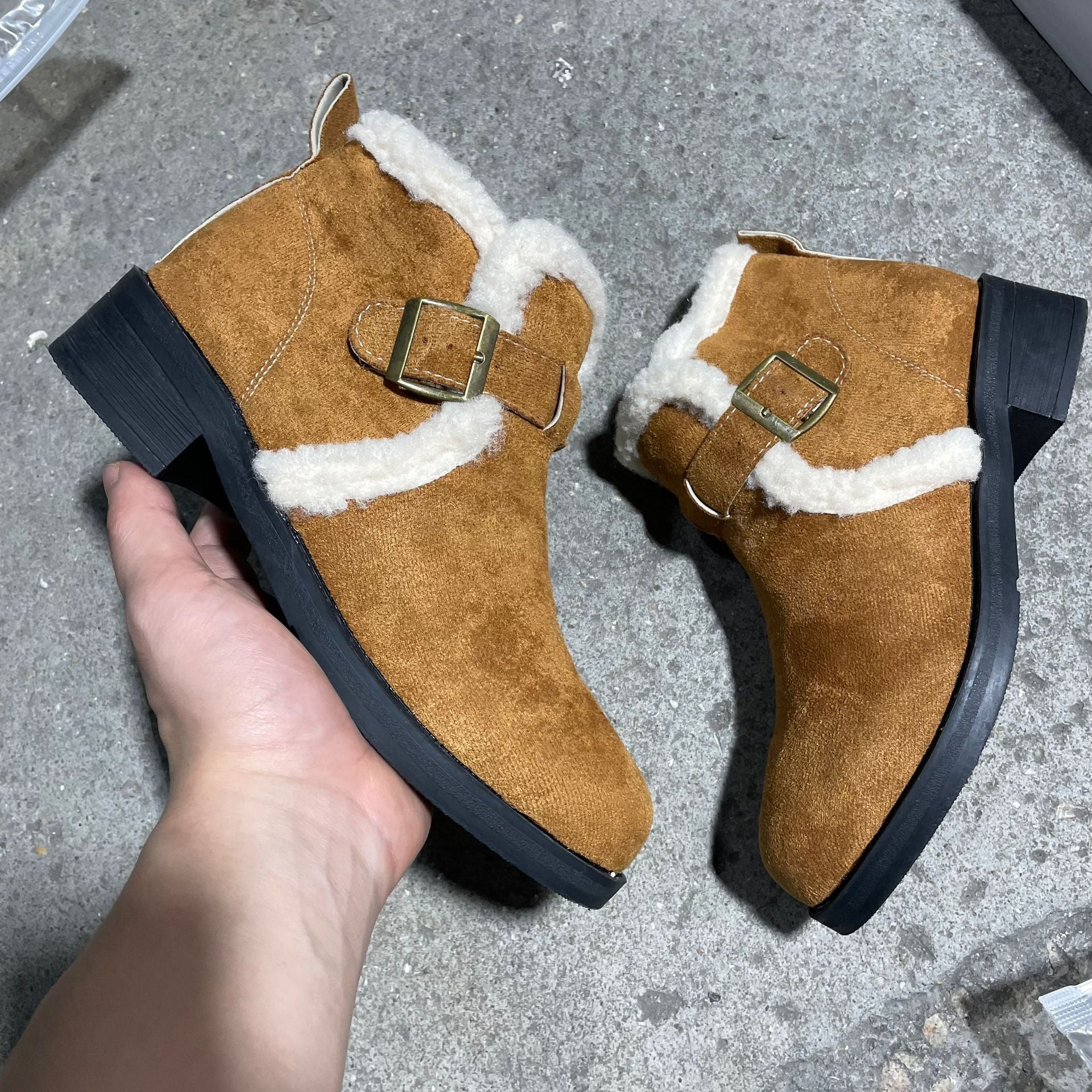 Light Comfort Boots