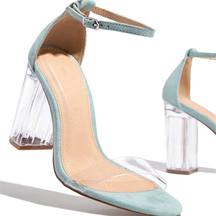Weekend Classic Sandals