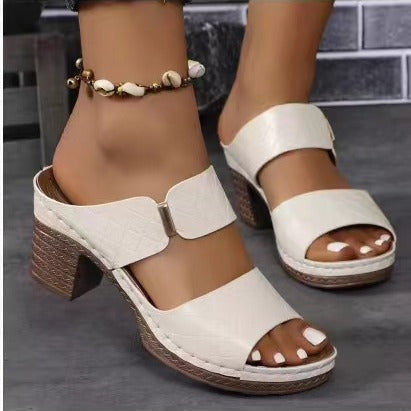 Easy Raffia Sandals