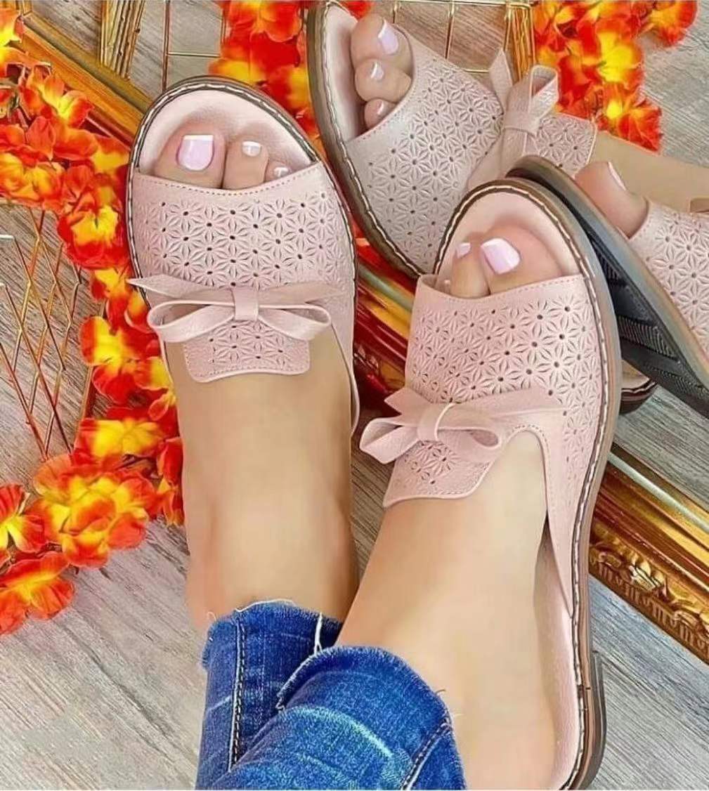 Relaxed Woven Sandals