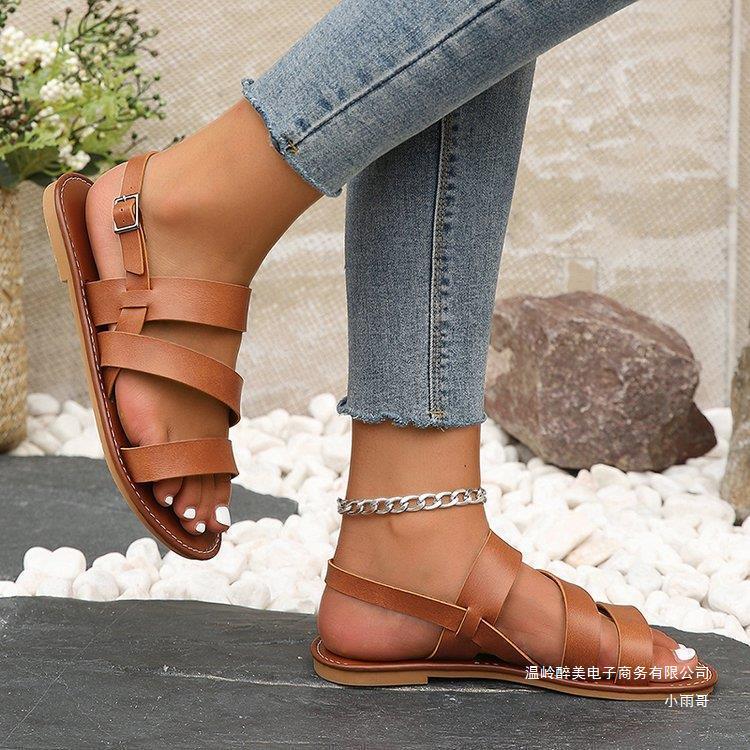 Simple Metallic Sandals