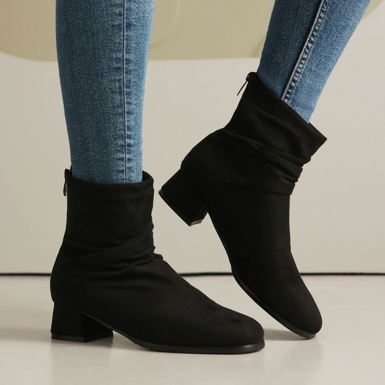 Casual Textured Boots