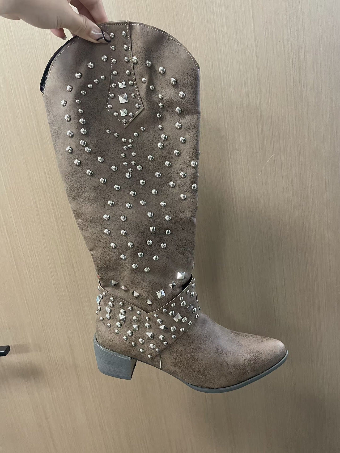 Easy Classic Boots