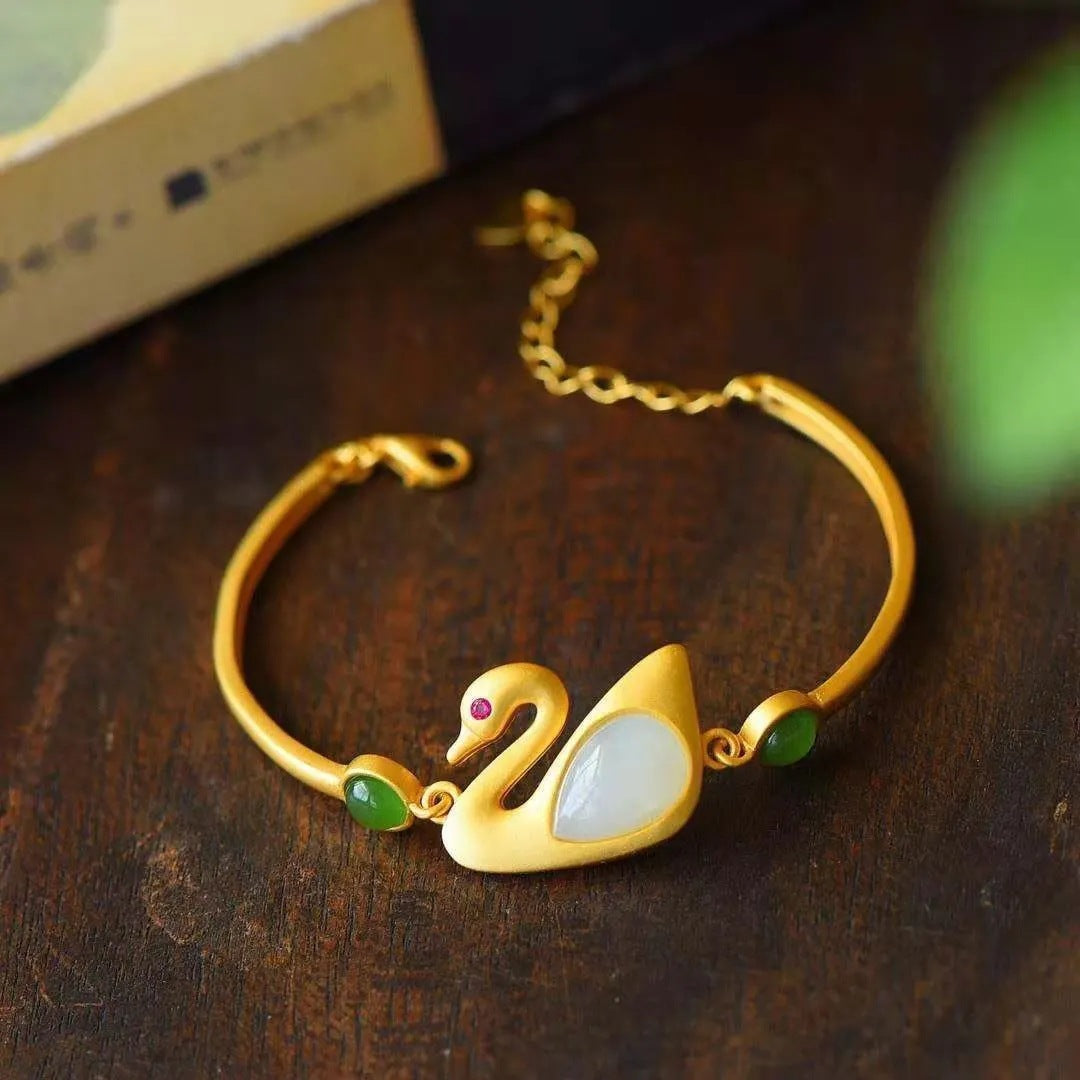 Graceful Vintage Jewelry