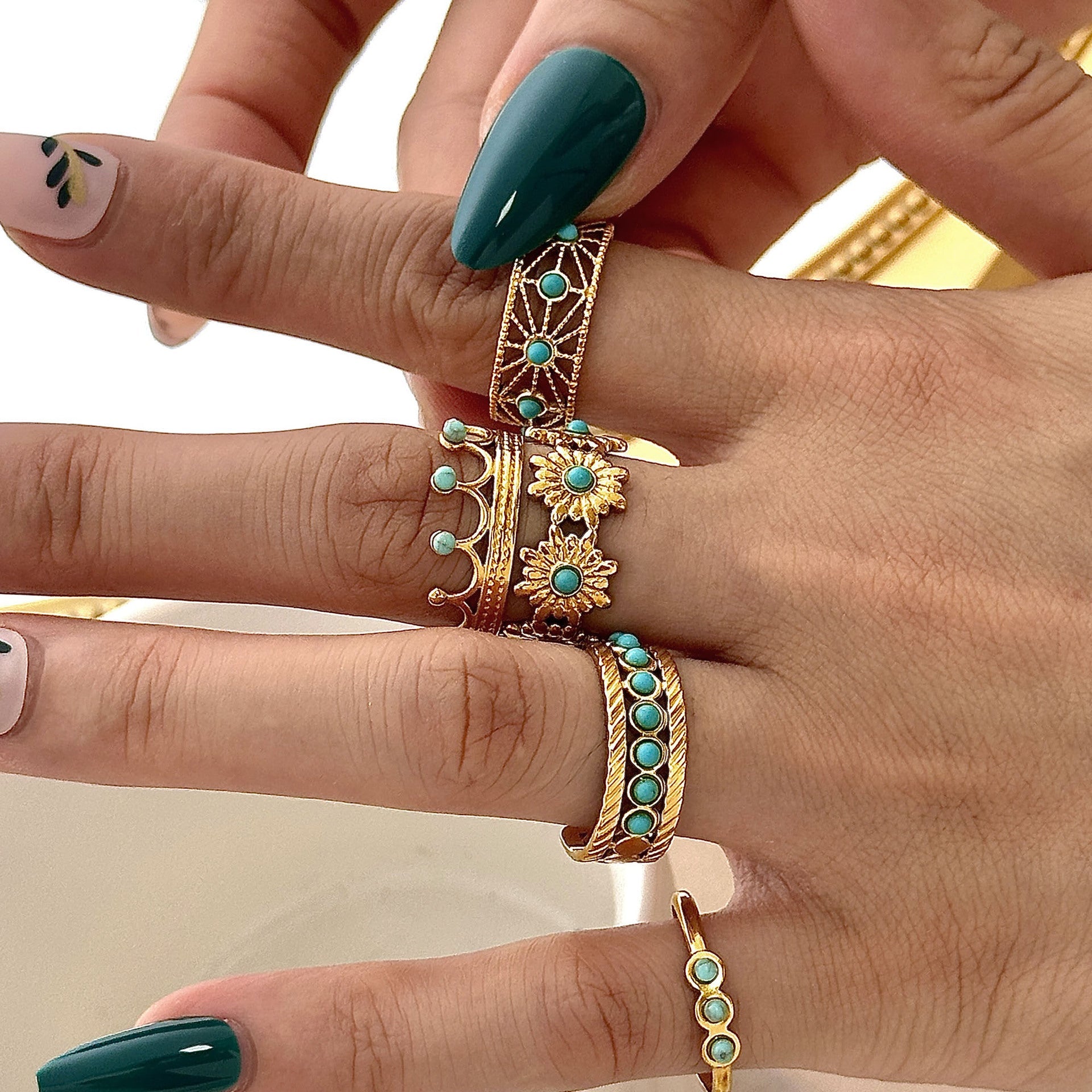 Romantic Vintage Jewelry
