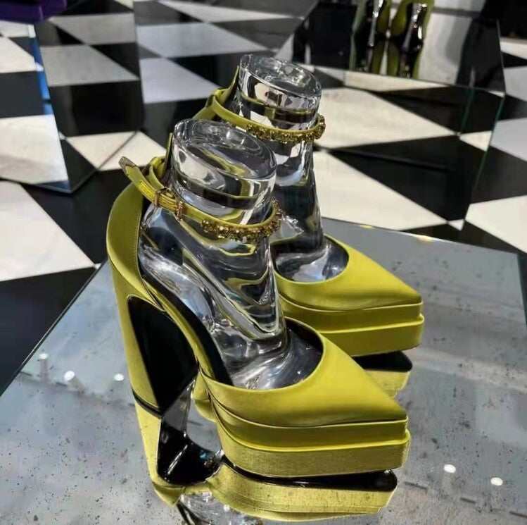 Simple Heeled Sandals