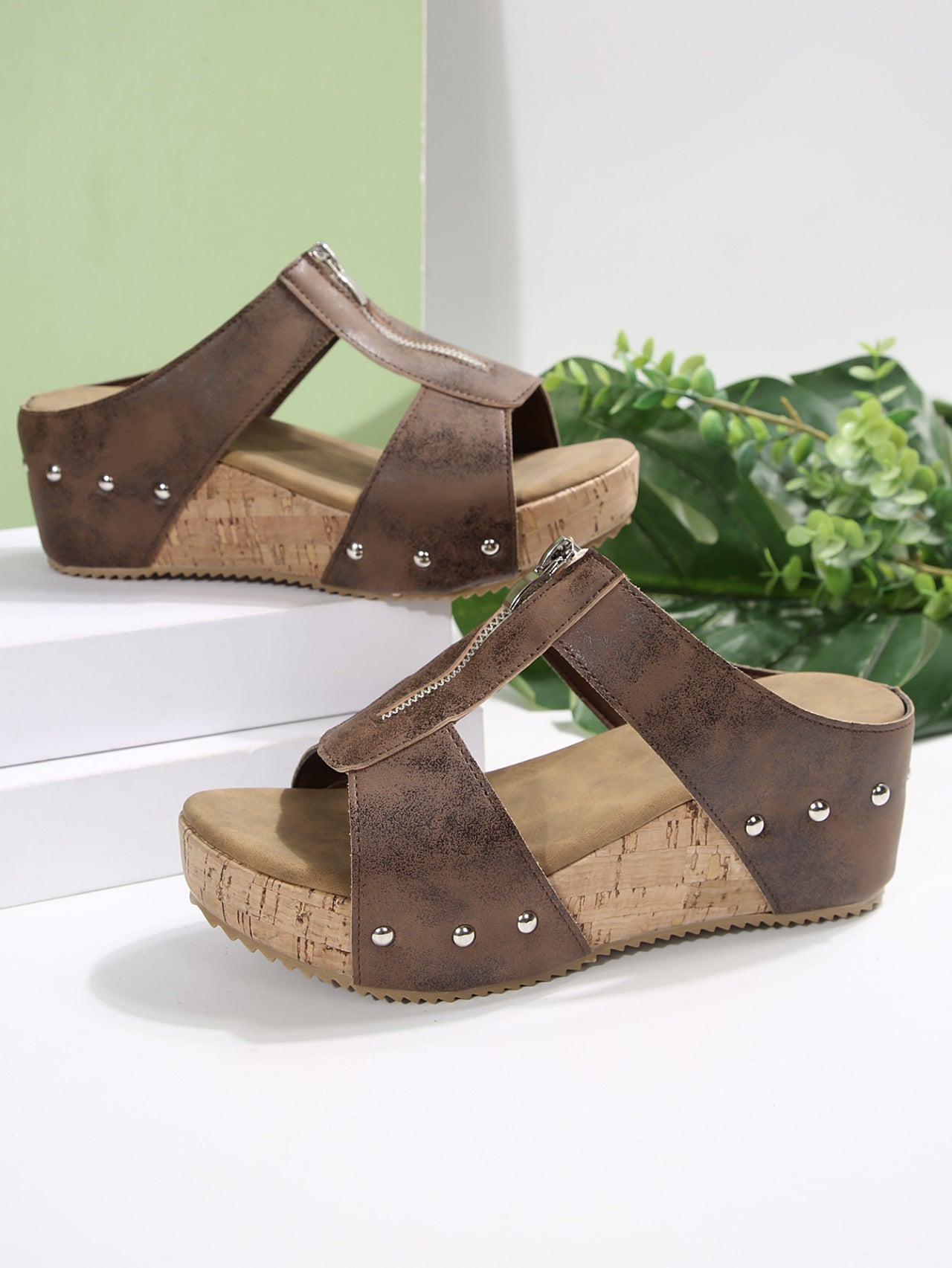 Easy Platform Sandals