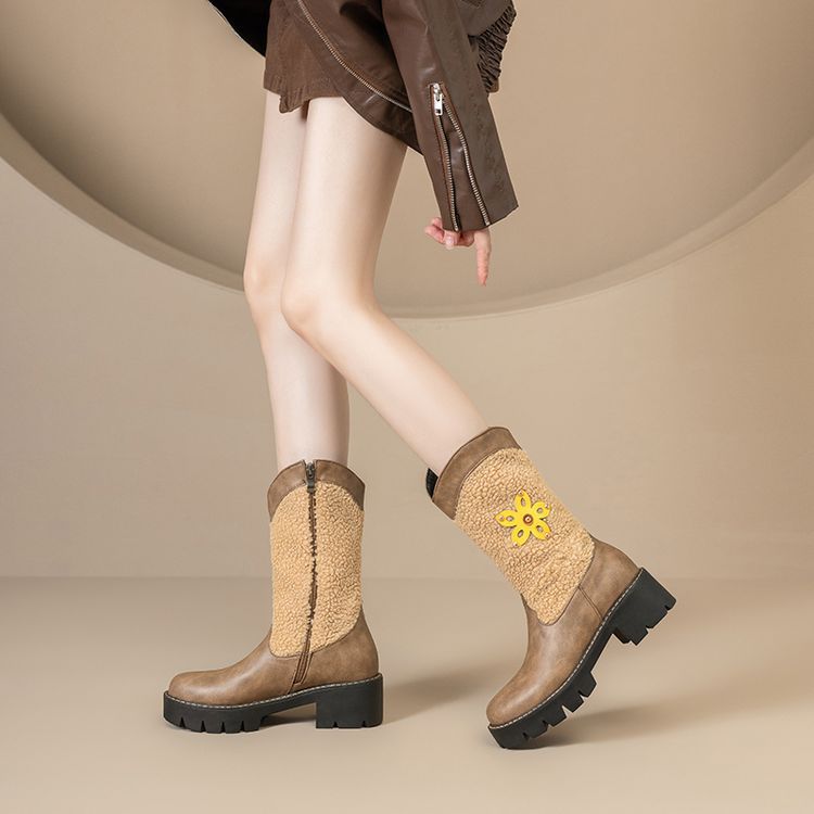 Weekend Ankle Boots