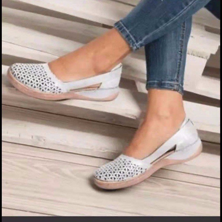 Fresh Lightweight Sandals