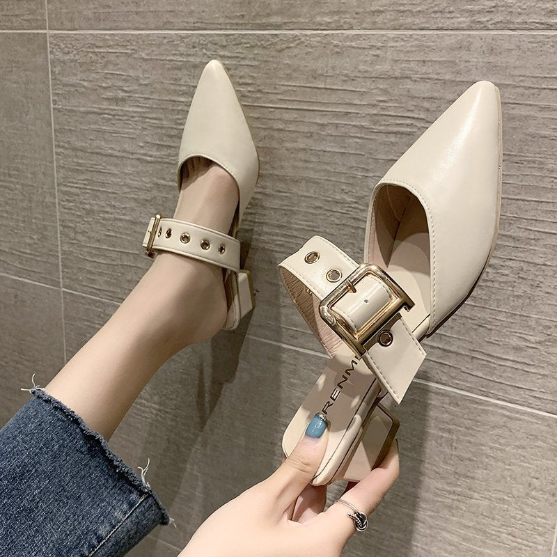 Comfortable Minimal Sandals