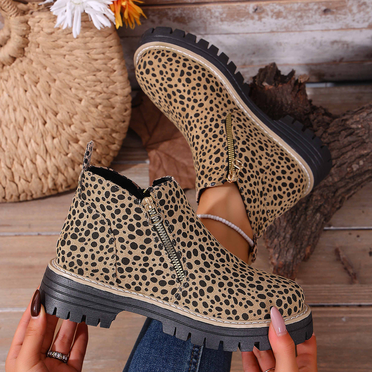Resort Pointed Boots