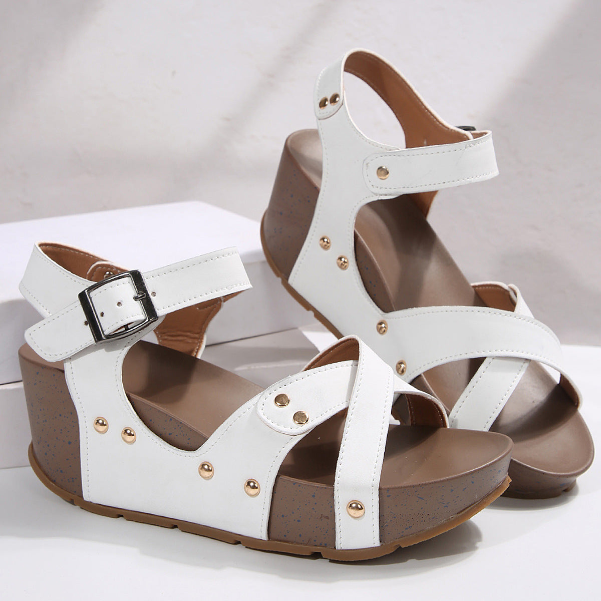 Sunny Classic Sandals