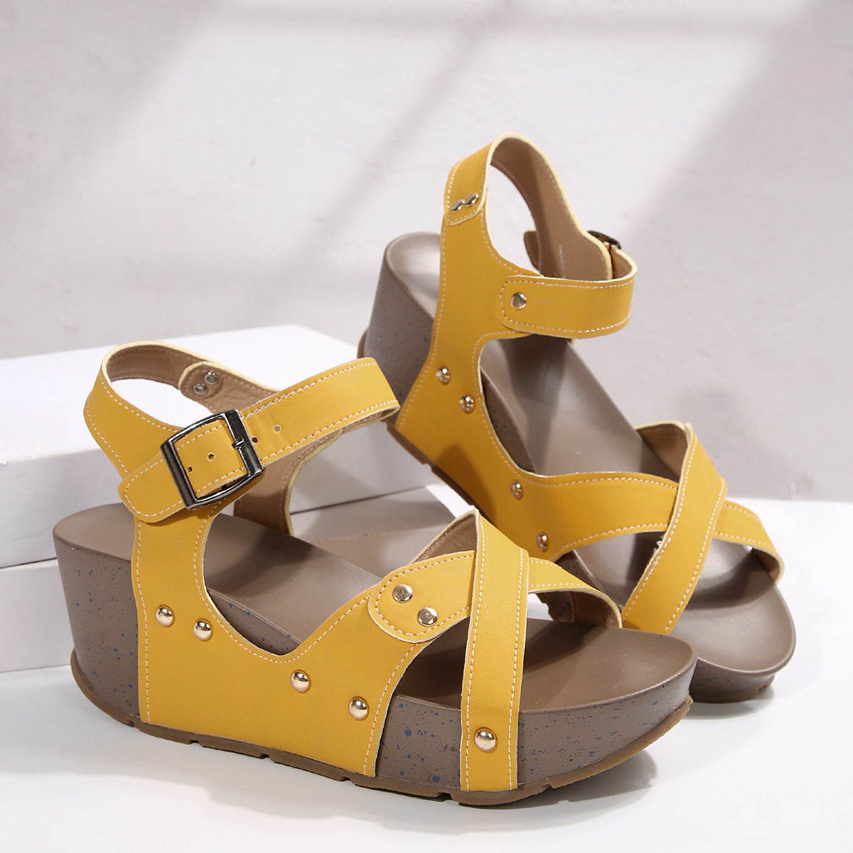 Sunny Classic Sandals