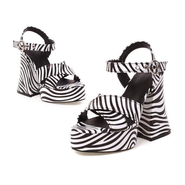 Relaxed Vacation Sandals