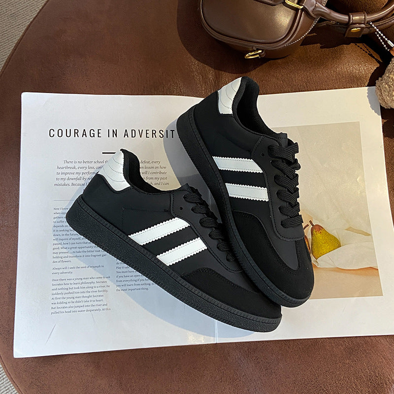 Easy Canvas Sneakers