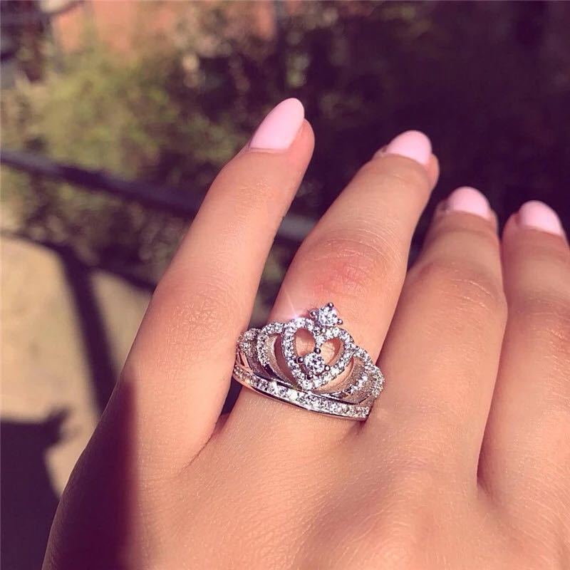Modern Elegant Jewelry