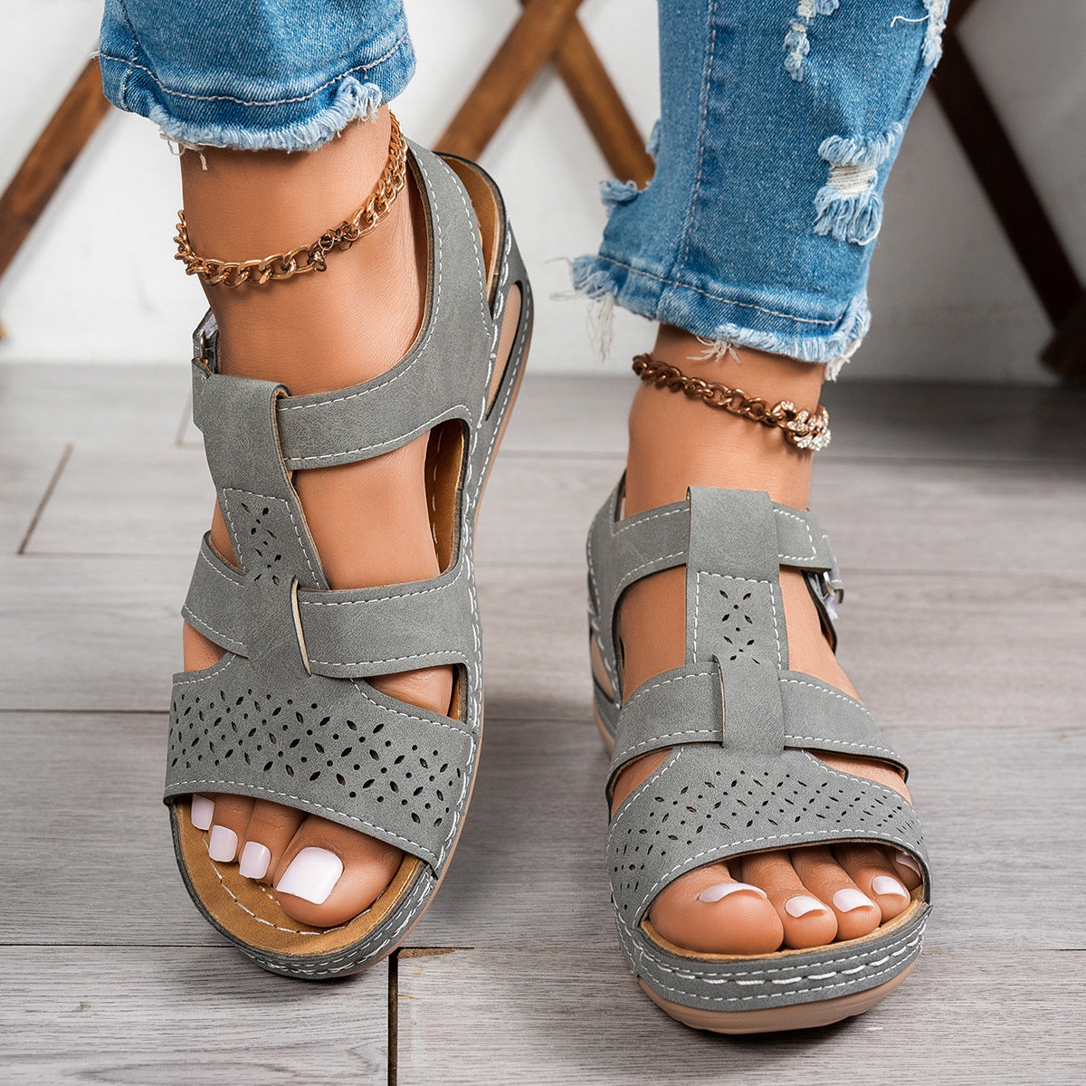 Clean Lace-Up Sandals