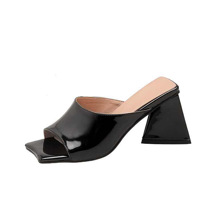 Relaxed Wedge Sandals
