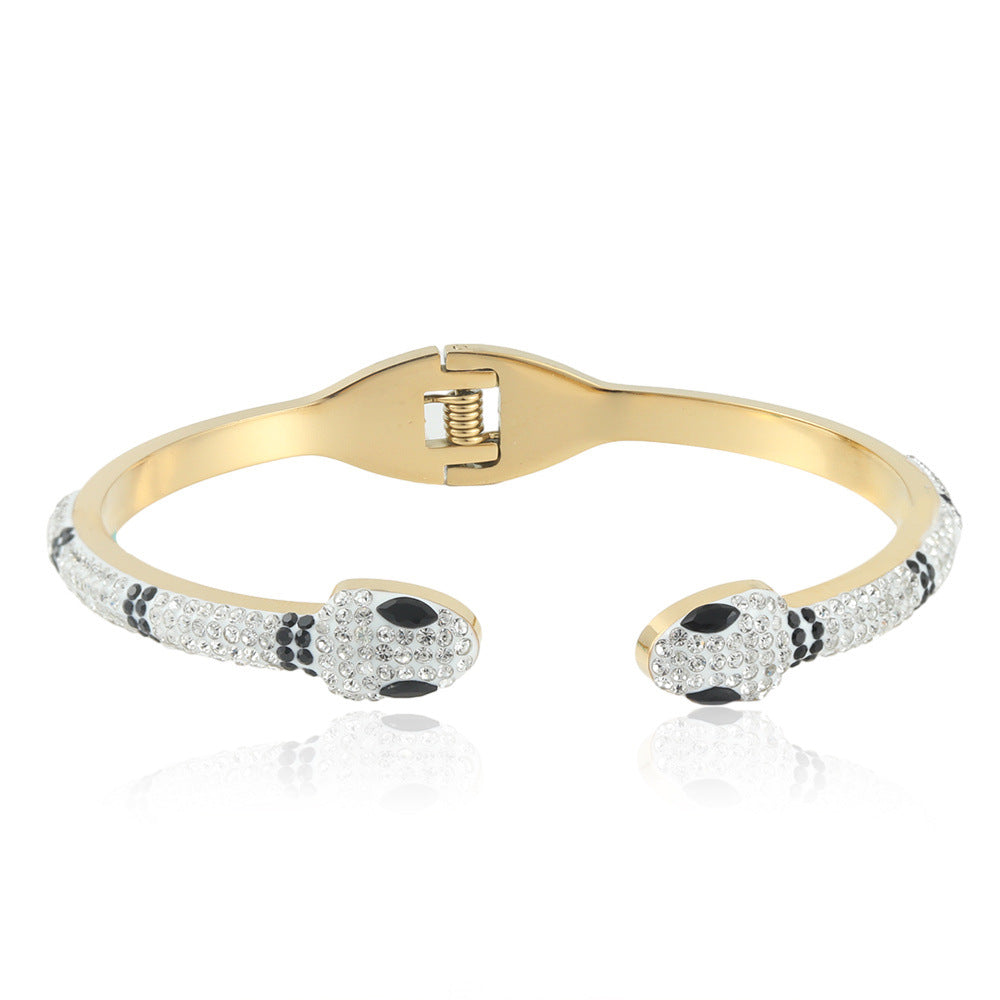 Timeless Romantic Jewelry