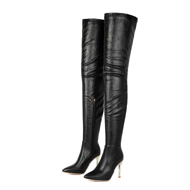 Relaxed Buckled Boots
