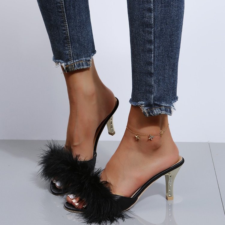 Airy Casual Sandals