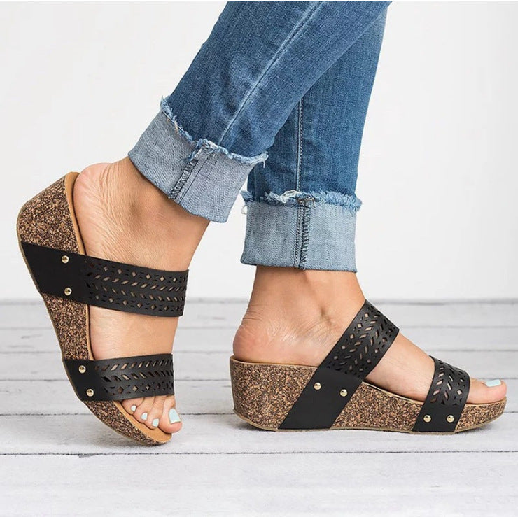 Simple Platform Sandals