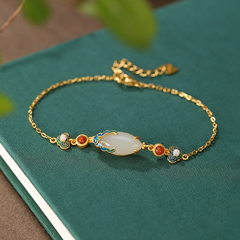 Elegant Vintage Jewelry