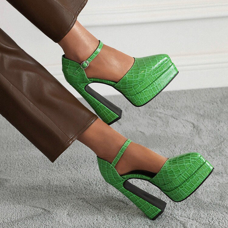 Comfortable Buckled Sandals