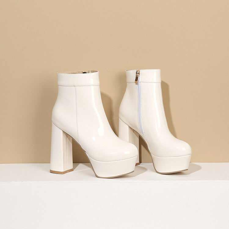 Airy Minimal Boots