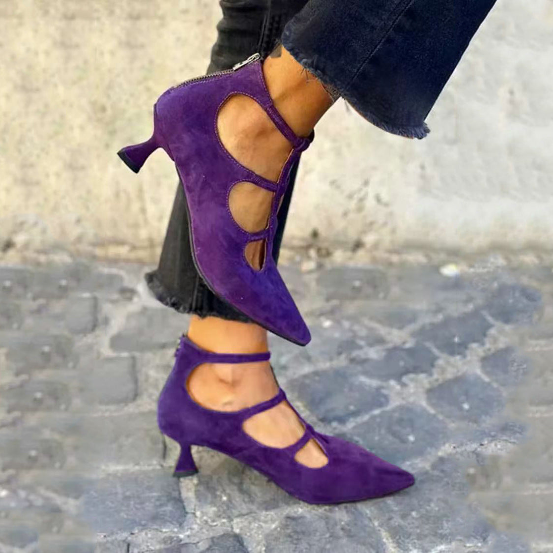 Light Wedge Sandals