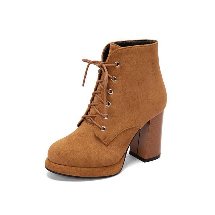 Comfortable Textured Boots