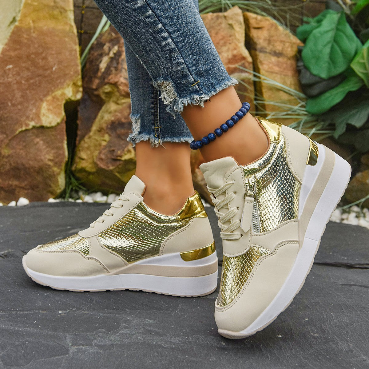 Travel Modern Sneakers