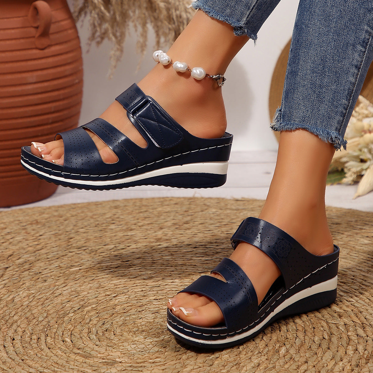 Light Everyday Sandals