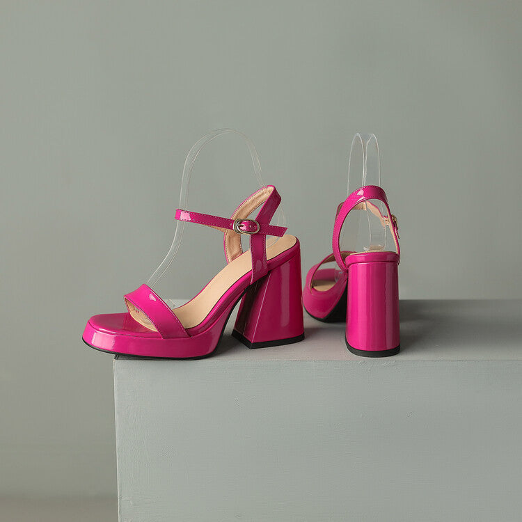 Weekend Cushioned Sandals