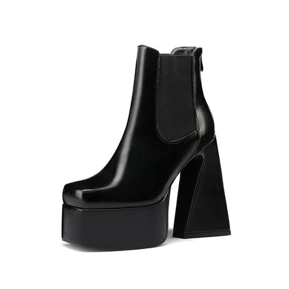 Walking Heeled Boots