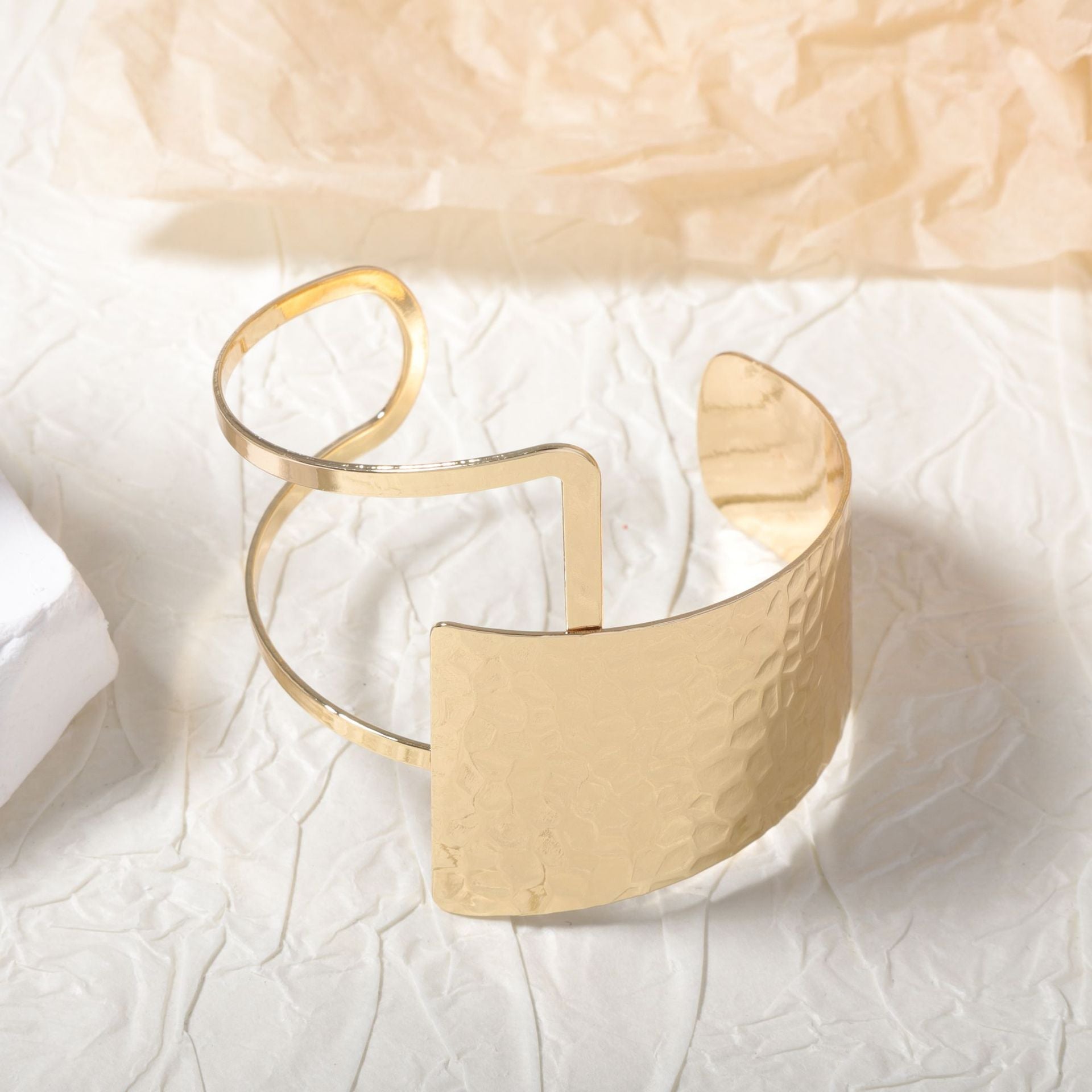 Light Romantic Jewelry