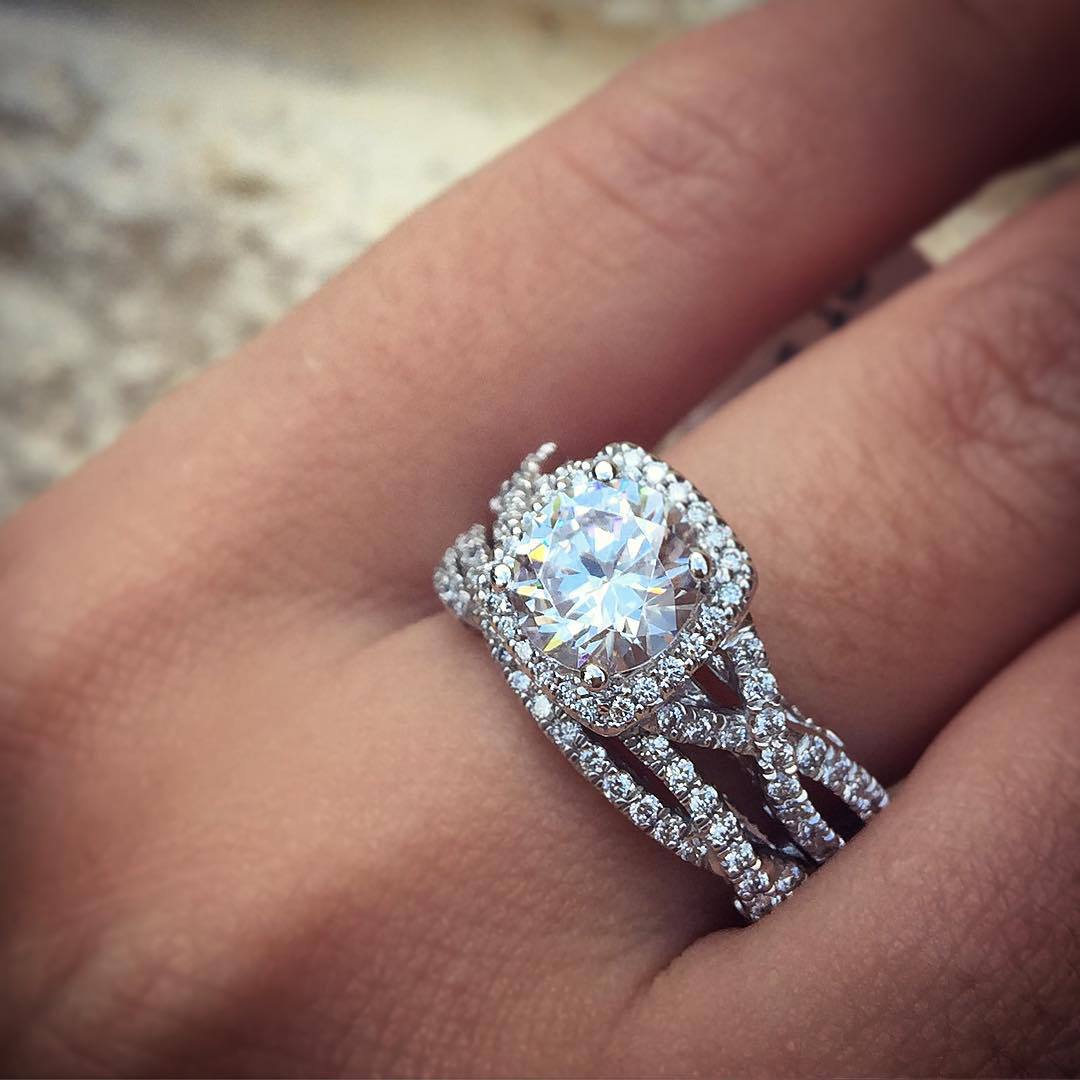 Graceful Dainty Jewelry
