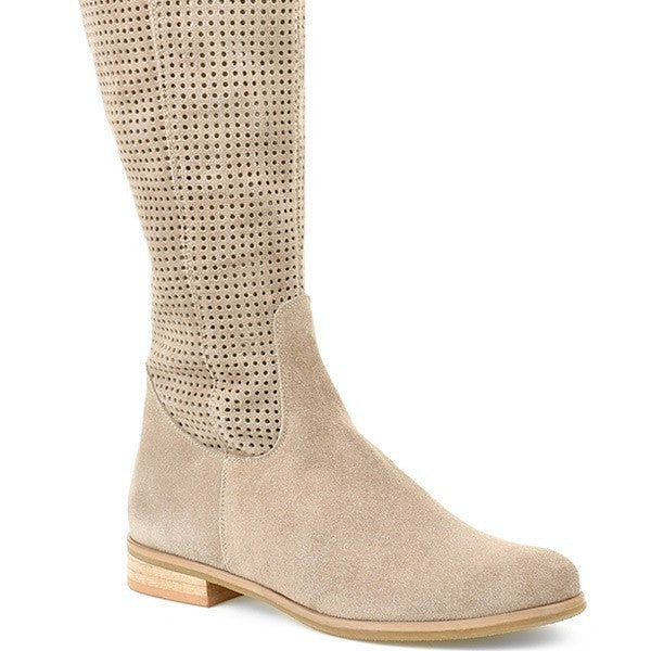 Timeless Warm Boots