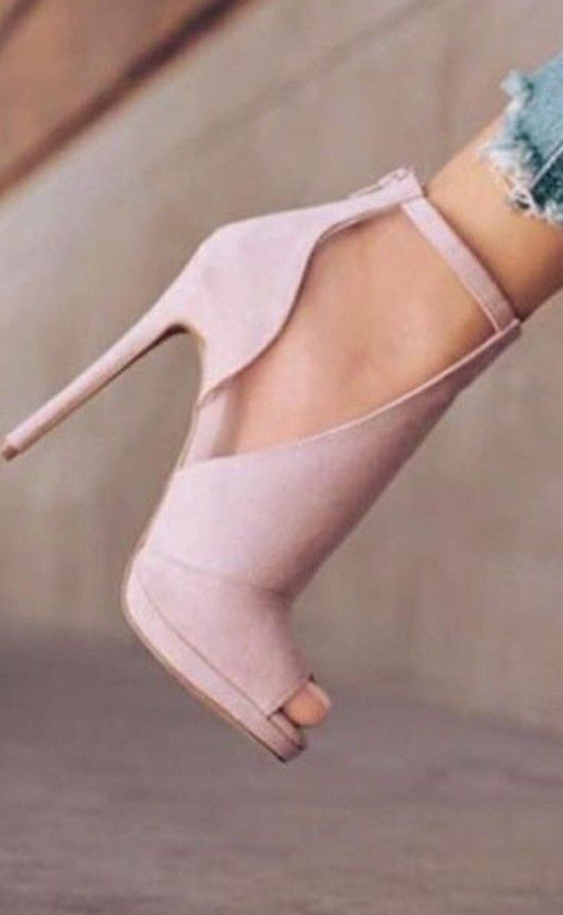 Breezy Flat Sandals