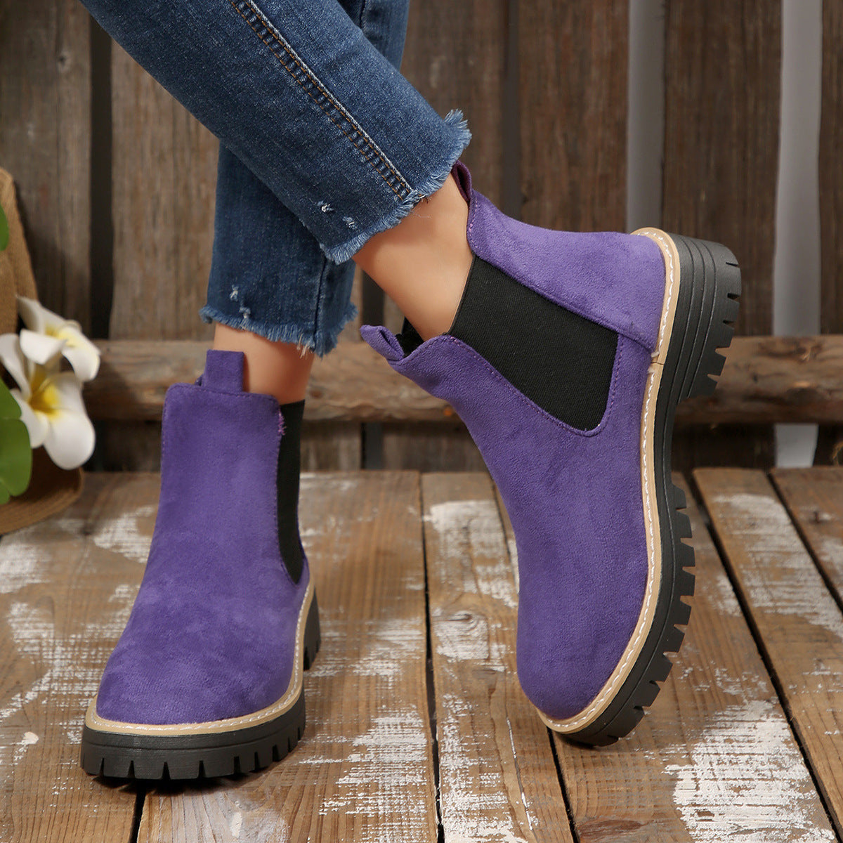 Light Side-Zip Boots