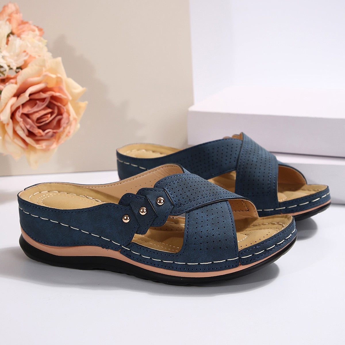 Minimal Everyday Sandals