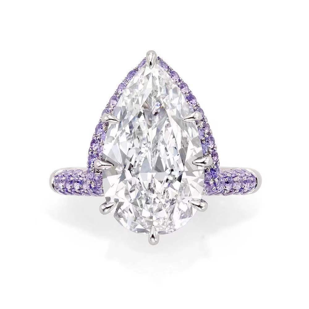 Modern Gold Jewelry